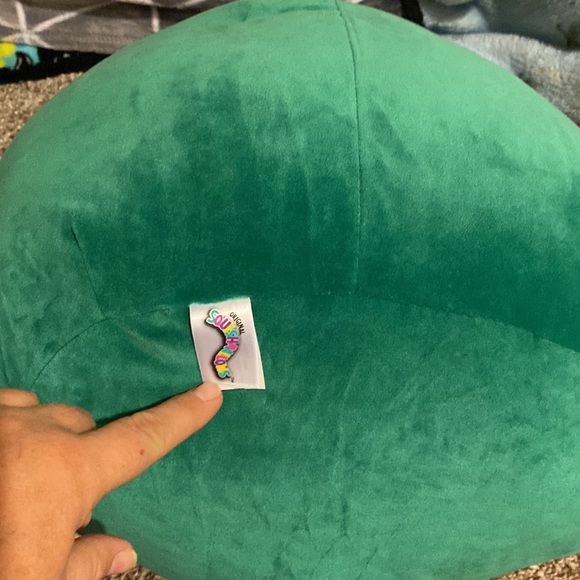 16 in Avacado Original Squishmallow NWT - Picture 4 of 6